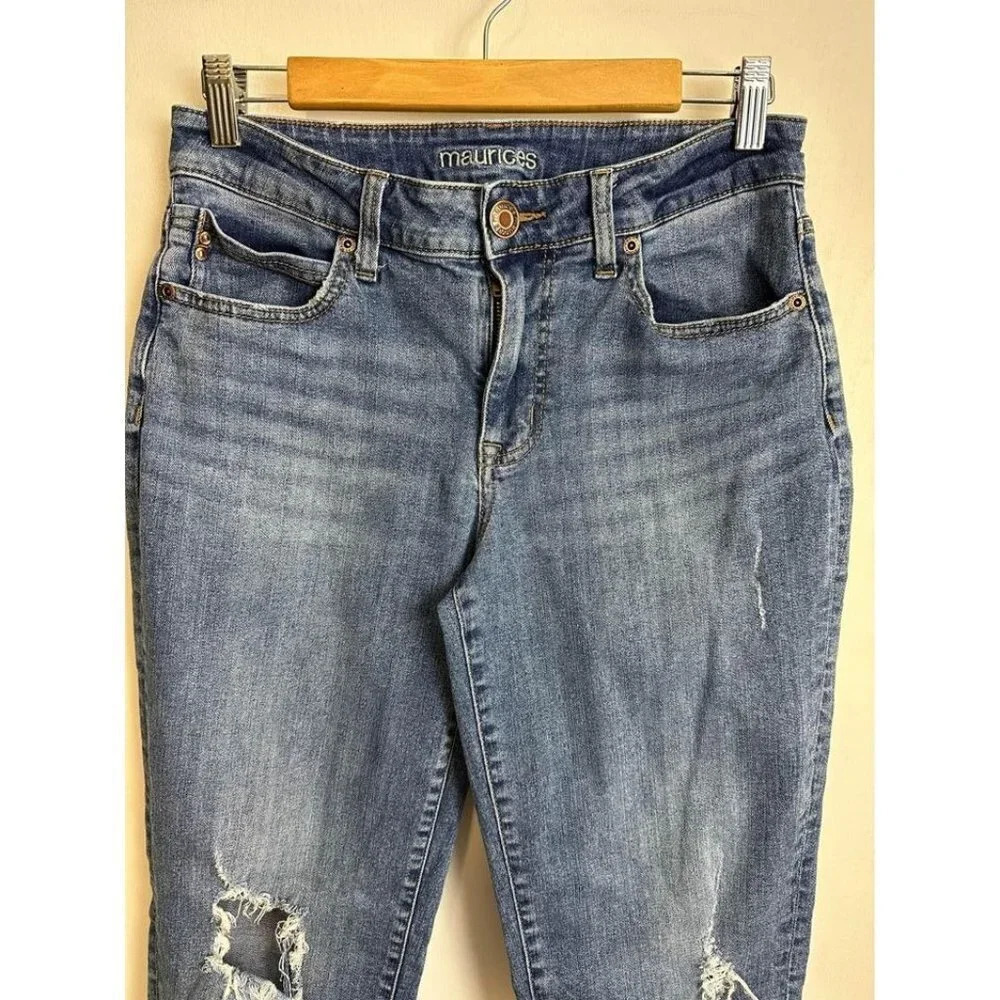 Maurices Distressed Cut Off Skinny Jeans Size 6 #0313